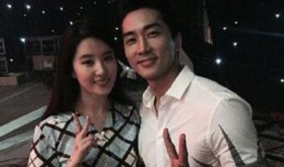 刘亦菲爆料宋承菲视频,真相背后引热议